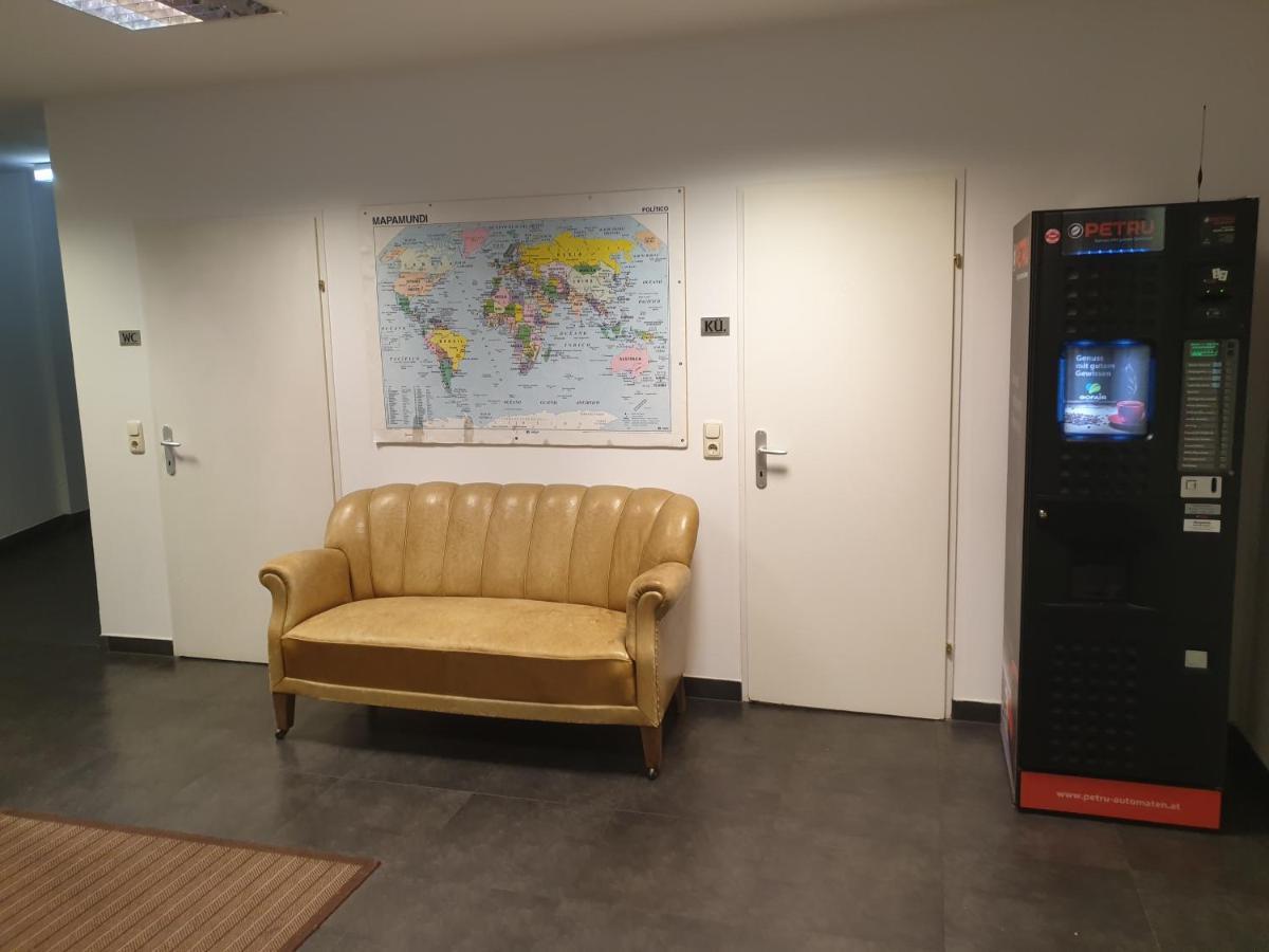 Bookvienna "Jim" Apartments Экстерьер фото