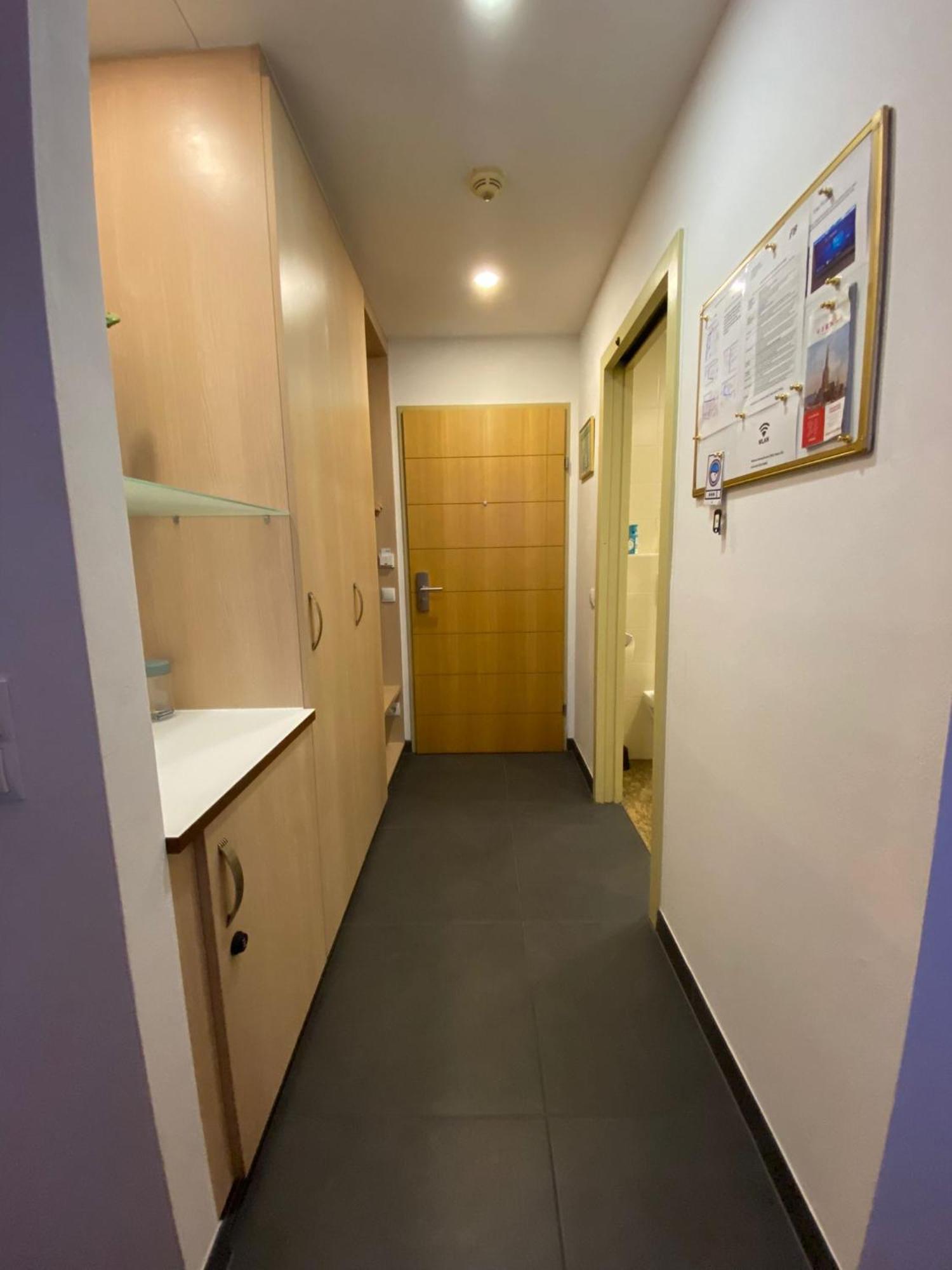 Bookvienna "Jim" Apartments Экстерьер фото